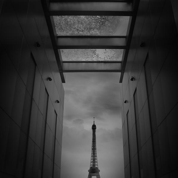 Tour Eiffel 2 by Marie-claude Strausz