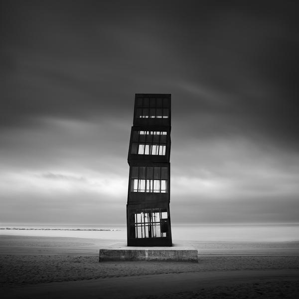T o t e m by Xavi Fuentes