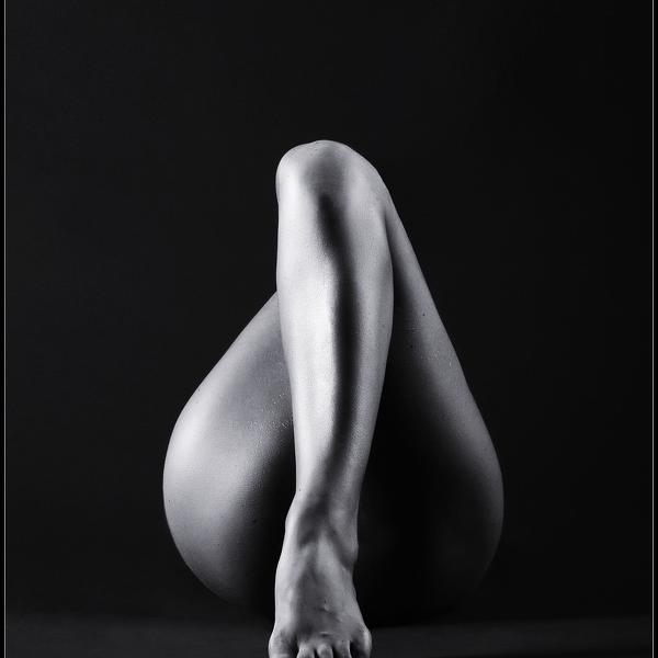 Leggy by Thomas Doering