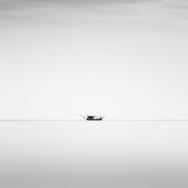 Strange Boat par Yury Bird