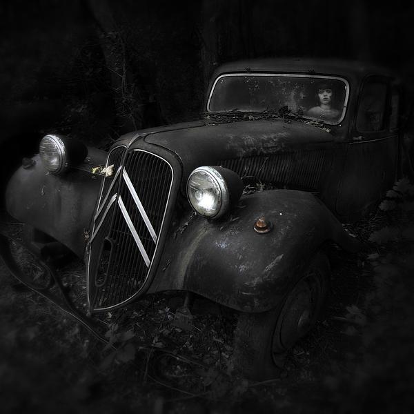 11 Cv by Holger Droste