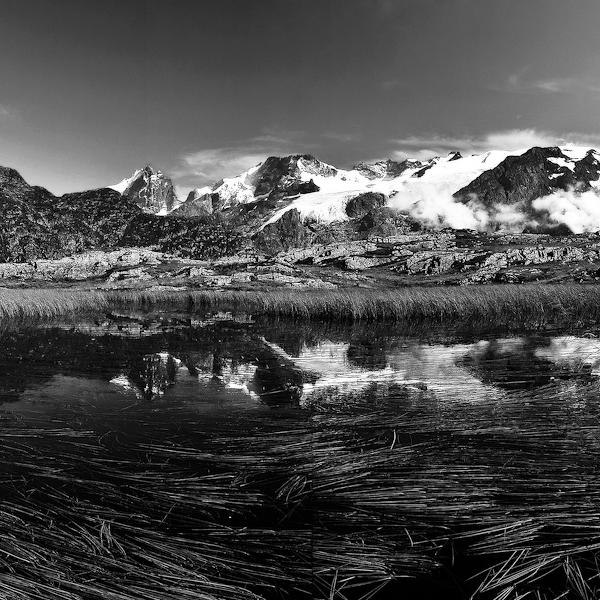 Le Lac Des Mouterres, La Meije Et Le Rateau by R&eacute;mi Bridot