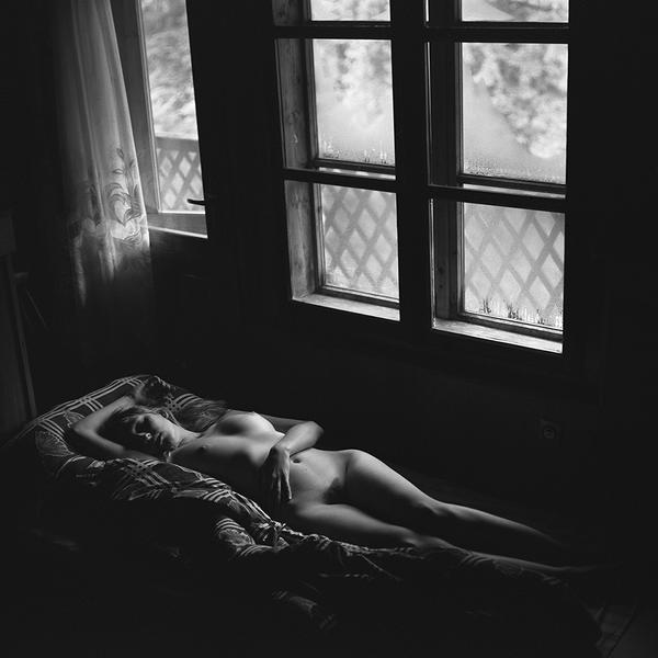 The Sleeping Beauty by Dzikie Wino