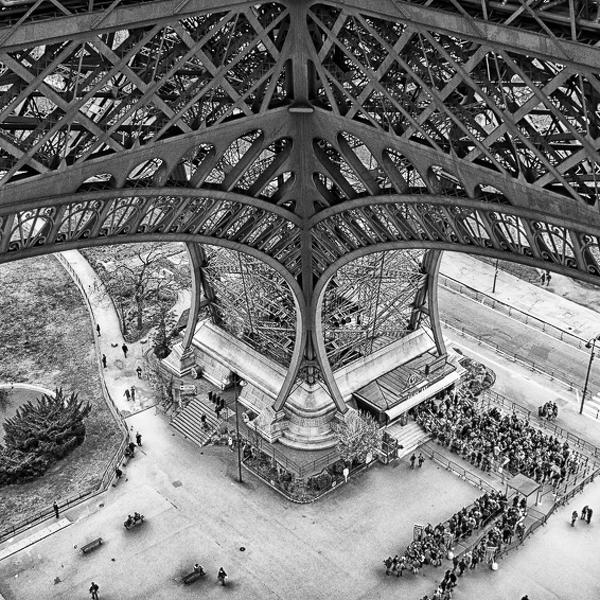 Eiffel Tower by Andreas Neier
