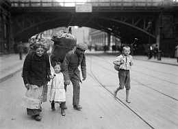 Willy R&ouml;mer Life in the City of Berlin. Photographs 1919 - 1933 Street Level Photoworks, Glasgow, United-Kingdom