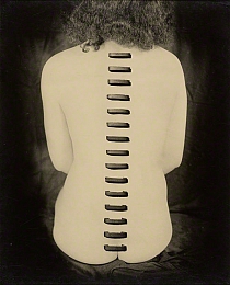 Hiroshi Hamaya, Kansuke Yamamoto Japan's Modern Divide: The Photographs of Hiroshi Hamaya and Kansuke Yamamoto J. Paul Getty Museum, Los Angeles, United-States