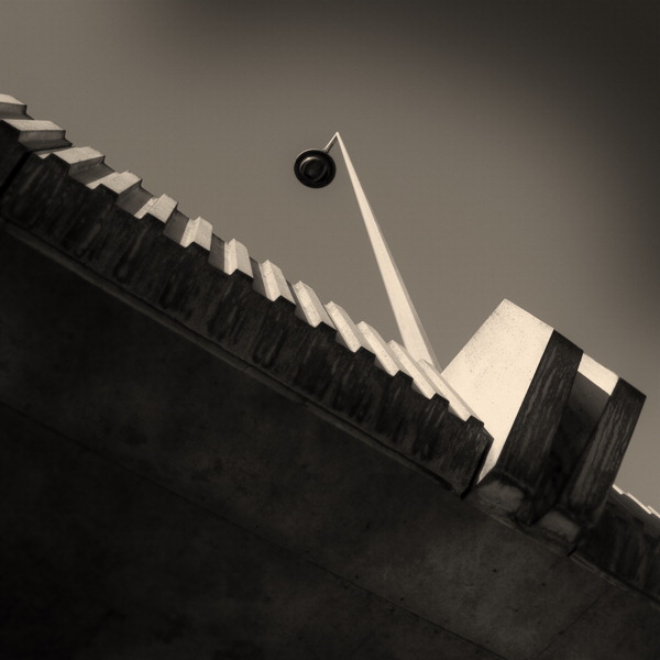 Bridge light, photography by Denis Olivier. F.Mitterrand Bridge, Bordeaux, France, december 18, 2005.. Canon 20D. In Construction, Street