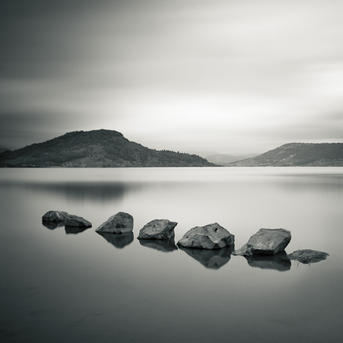 Little rocks in the lake, photography by Emmanuel Correia. Lac du Salagou - France - 17 Juin 2007 au petit matin .. In Nature, Scenery. Little rocks in the lake, photography by Emmanuel Correia. Image #16868
