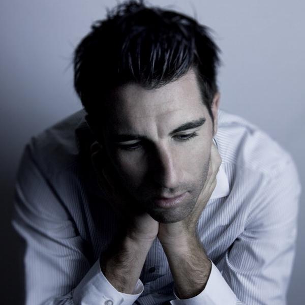 Thinking, photography by Marianne Le Carrour. &copy; Marianne Le Carrour 2009

Model: Neil. 50D. In People, Portrait
