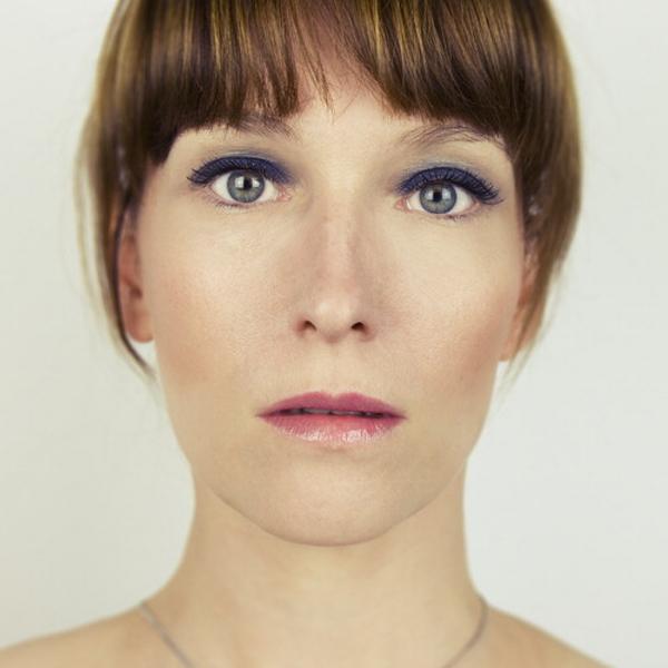 Close up, photography by Marianne Le Carrour. &copy; Marianne Le Carrour 2009

. 50D. In People, Self-portrait
