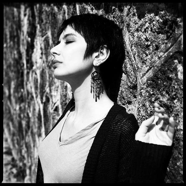 Lily, photography by Laurent Orseau. hasselblad + 80mm. In People, Portrait, Female