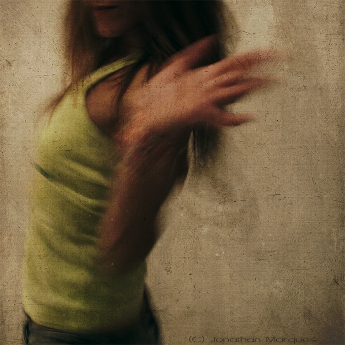Divers sens..., processing by Jonathan Marques. Model : Marion F.. Canon Eos 20d. In People