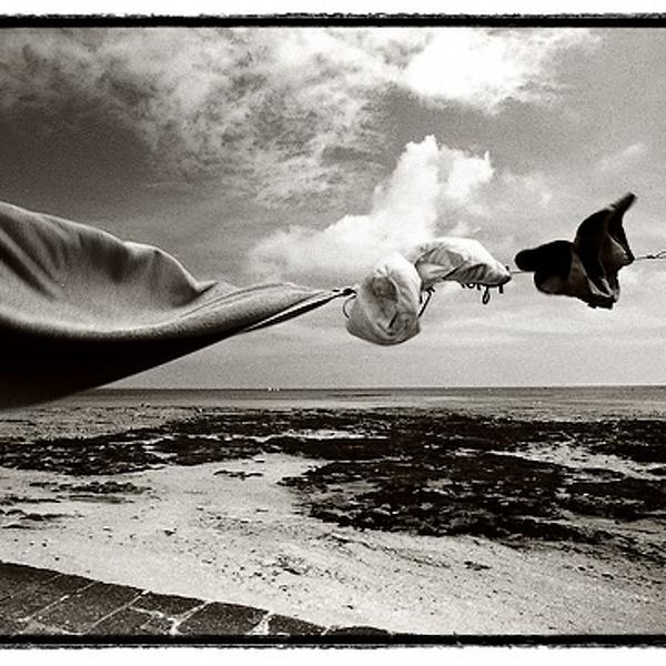 Sur un fil by Jean-fran&ccedil;ois Scaianski