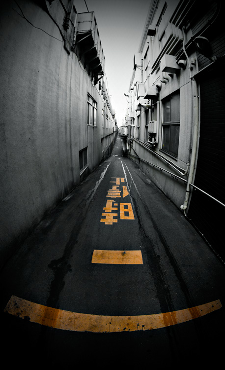 Untitled #j8, Artwork by Luca Lacche. Tokyo, september 2007.. Canon EOS 5D | Canon EF 15 mm fisheye