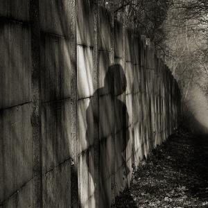 We build too many walls by Marie-claude Strausz