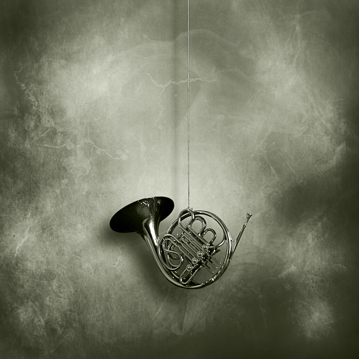 Intermezzo, Artwork by Tam&aacute;s Ambrits