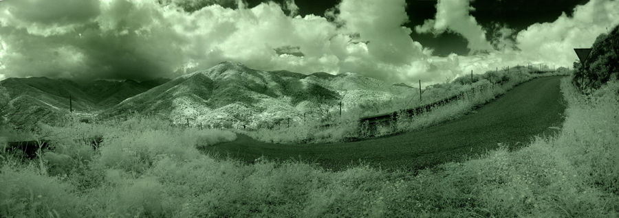 pano, photography by Marco Marongiu. Sony Cybershot DSC-V1 + Hoya R72. In Nature, Scenery