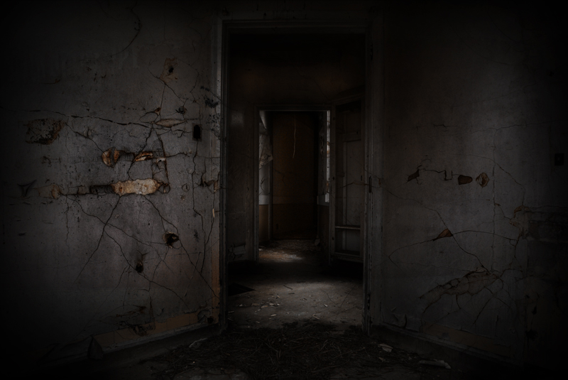 Last One Out, photography by Mark Hamilton. Canon EOS 1Ds MkII   Canon EF 16-35mm f2.8L. In Construction, Interior