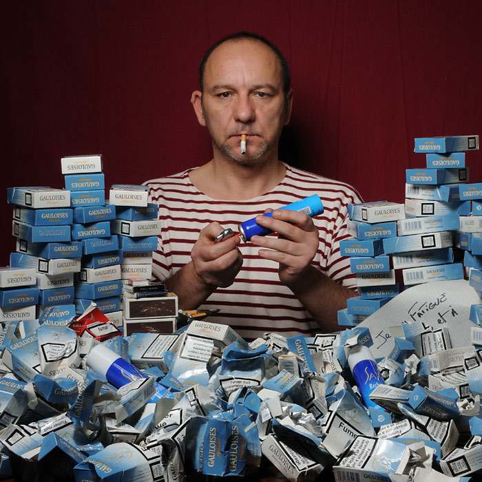 Tentative n&deg;36 / La cigarette, photography by Jean-claude Delalande. In People, Portrait