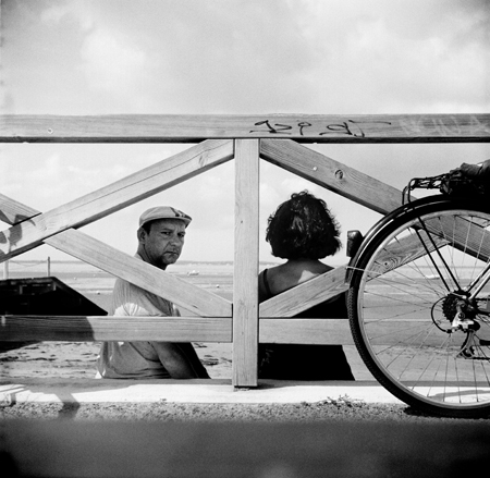 Bord de mer, photography by Jean-claude Delalande. Autoportrait. In People, Self-portrait