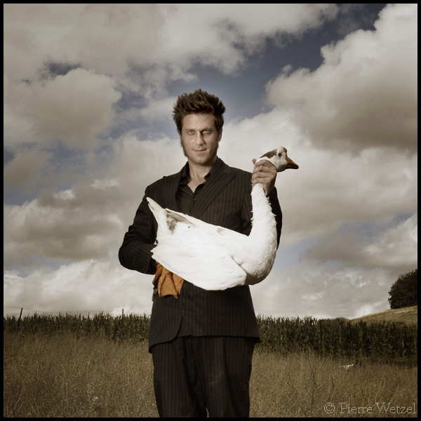Lupanar, photography by Pierre Wetzel. Photo de couverture de l'album de Kebous, chanteur des Hurlements d'L&eacute;o, &agrave; para&icirc;tre le 04 f&eacute;vrier 2008.. In People, Portrait