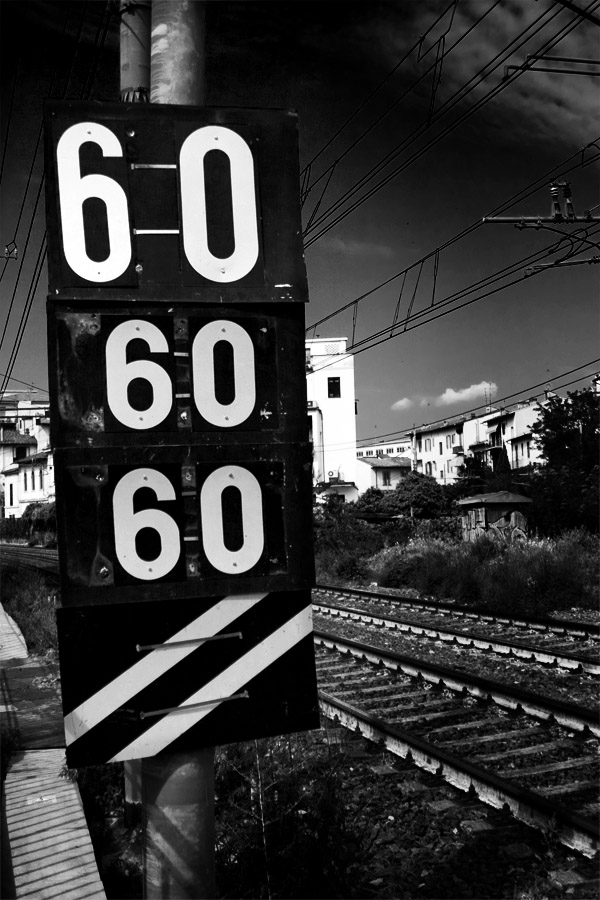 180, photography by Tommaso Pecchioli. just a sum, divided. Canon Eos 20D + Canon EF 24-85 USM. Taken in raw, tones and contrast in Photoshop CS 3. In Construction, Cityscape, skyline