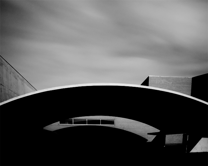 Untitled, photography by Ricardo Ara&uacute;jo. In Construction