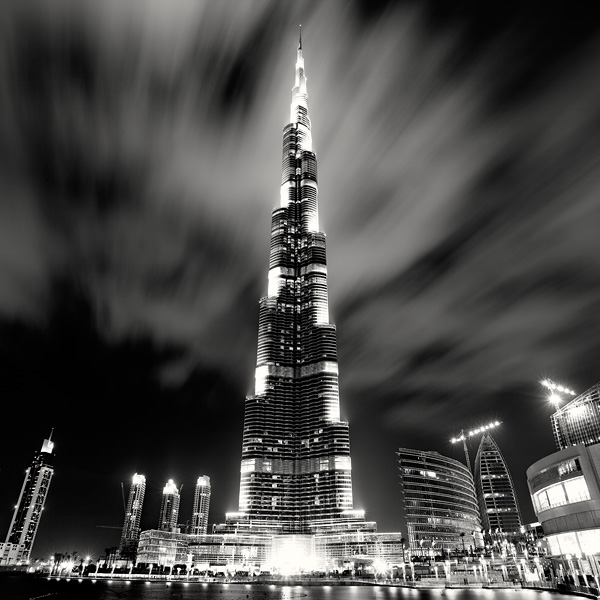 Burj Khalifa, photography by Marcin Stawiarz. Dubai, UAE. 2010. In Construction