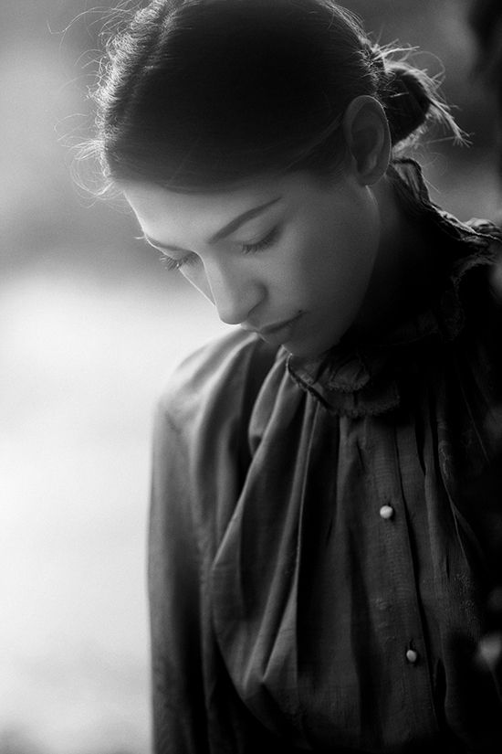 Autumn, photography by Adolfo Valente. Canon EOS 5D Mark II. In People, Portrait