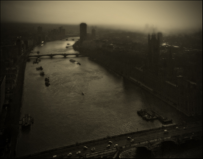London, photography by Konstantin Yunov. In Construction, Cityscape, skyline