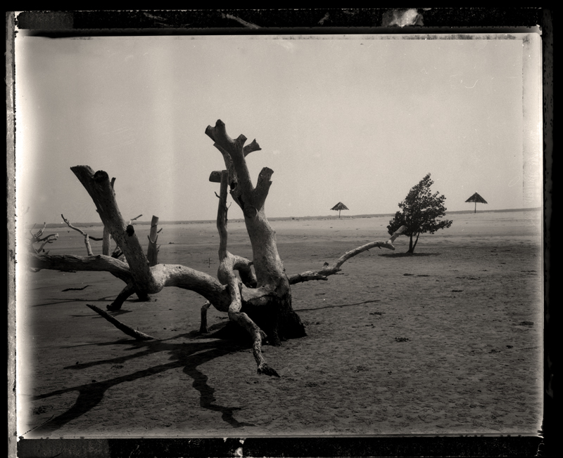 La plage du Kipungani, photography by Fred De Casablanca. In Nature, Scenery, Waterscape