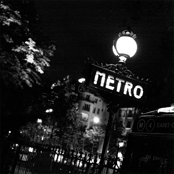 Last night in Paris ..., photography by Nerval. In Construction