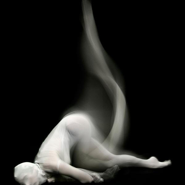 Pf 2, photography by Franck Olivas. In Event, Dance