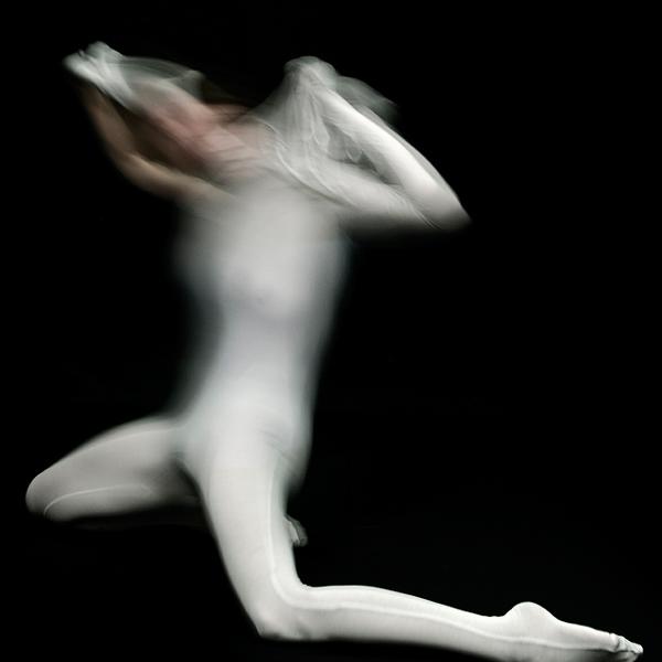 Pf 3, photography by Franck Olivas. In Event, Dance