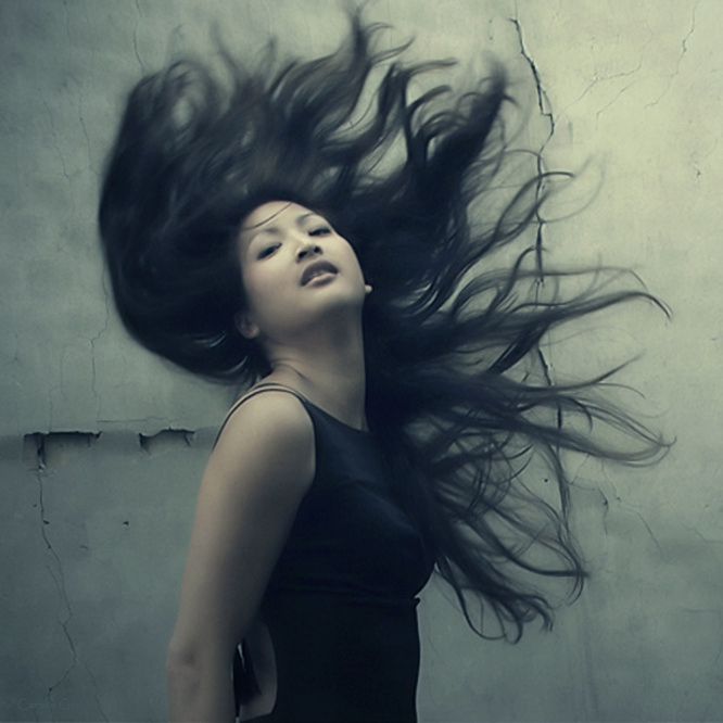 Wild haar, photography by Carmen Gonzalez. EOS350D. In People