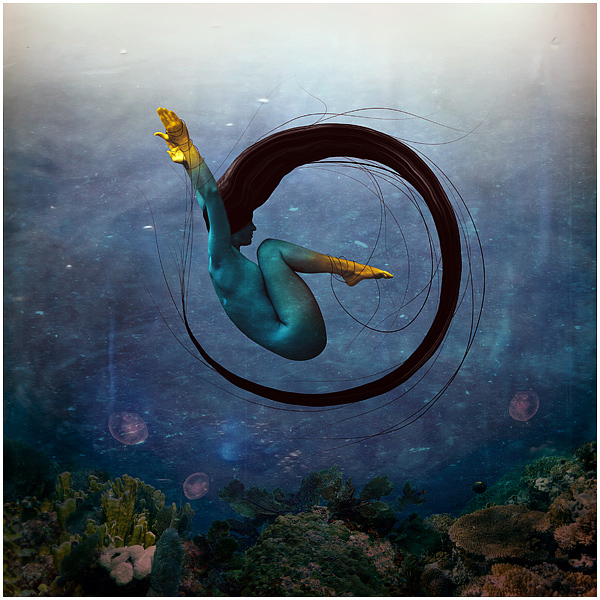 Saeglopur, processing by Oana Cambrea. Lost at sea...

Model from Marcus Ranum (www.ranum.com). photoshop cs2