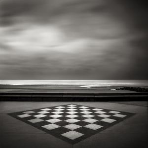 Who Wants To Play ? by Laurent Miaille