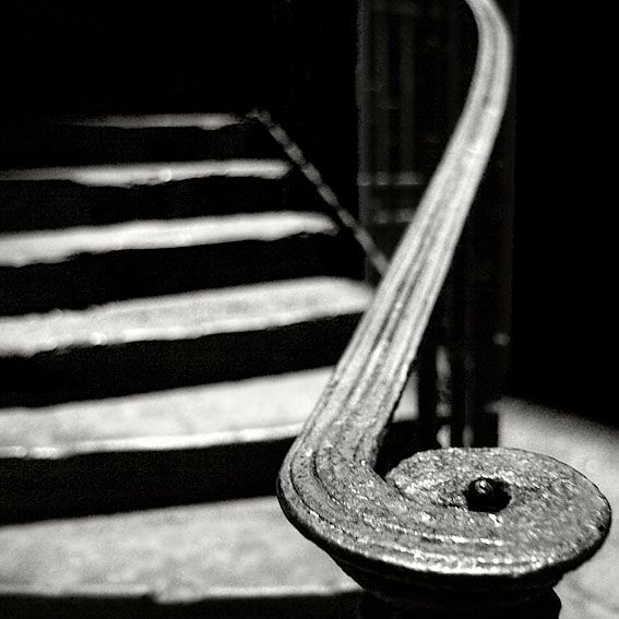 escalier, photography by Olga Mansilla. In Construction, Element, Detail