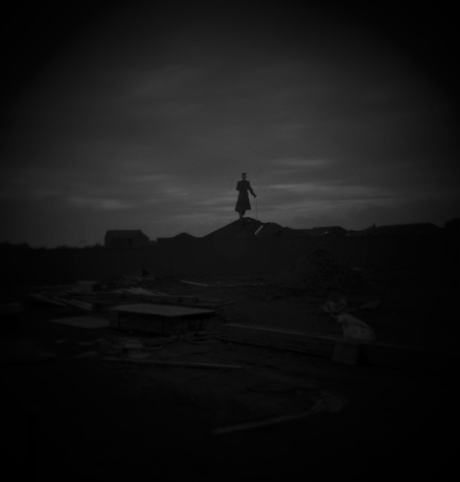 A fine day for a dark sky, photography by Loren Markell Hall