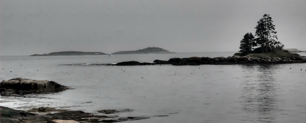 Bar Harbor Island, photography by Eli Badger. Hand held.. Nikon D70 with 70-300. Digital Image, B&W conversion Photoshop and Nik Sliver EFX. In Nature, Scenery, Waterscape