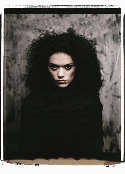 East of the Moon34 1989, photography by Reza Khatir. This must be the inspiration
http://www.youtube.com/watch?v=fwsxbgTHD1M. Polaroid 20x24 camera. Polaroid 50x60cm film. In People, Portrait