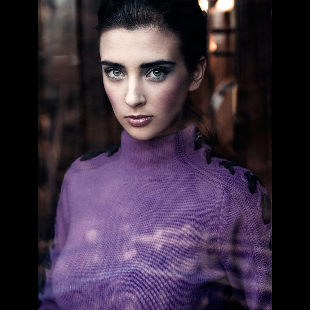 Crimson Tide, photography by Grzegorz <gregor> Adamski. In People, Portrait