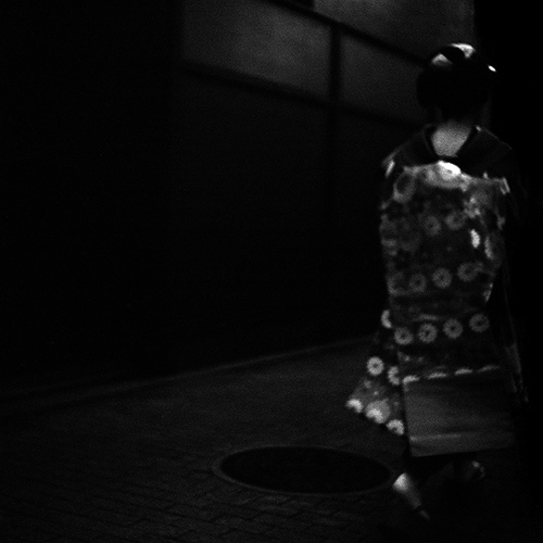 Geiko, photography by Gwen Coyne. Yashica Mat 124G. In Construction, Street