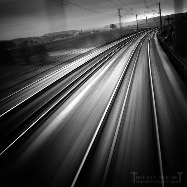 290407, photography by Thierry Huchet. In Transportation