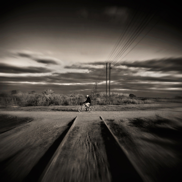 Untitled, photography by Carlos Bell Ower. 5D-17-40L. In Transportation, Road, car, cycle