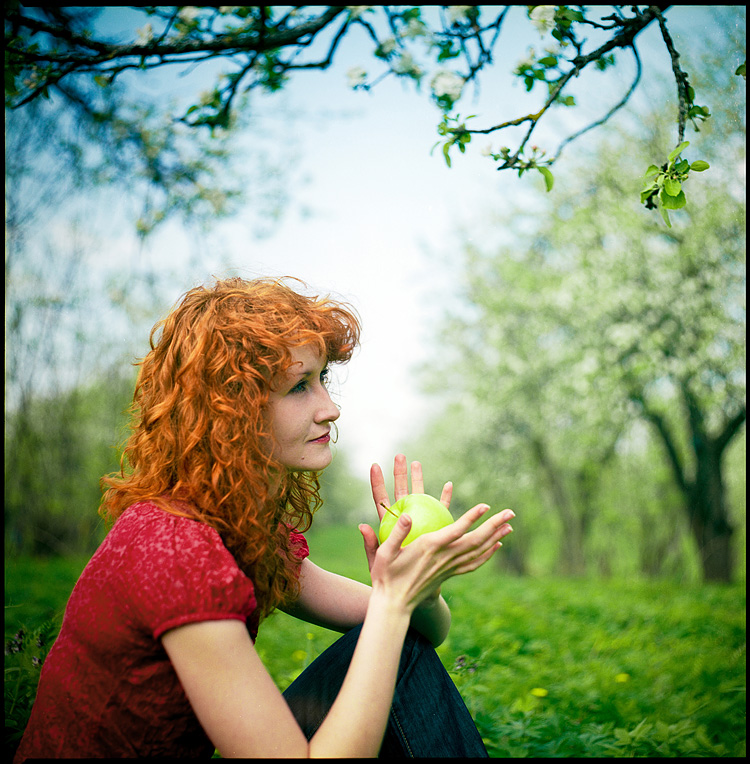 Beginning, photography by Juriy Ronzhin. salut-s, volna-3. fuji. In People, Portrait, Female