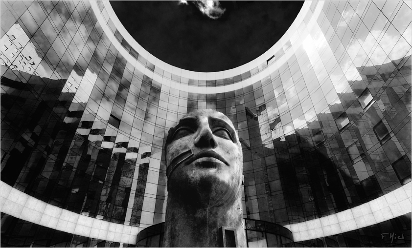 PUr 247 Broken head, photography by Fernand Hick. D 300. In Construction, Cityscape, skyline