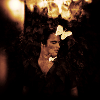 Sans titre, photography by Linda Tuloup. Holga. In People, Portrait