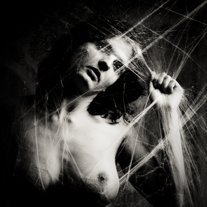 (&copy;Ivano Coltellacci : cette photo n'est pas libre de droits)







Mod&egrave;le : july. In People, Portrait. Emprise par une toile d'araign&eacute;e (1), photography by Ivano Coltellacci. Image #133661