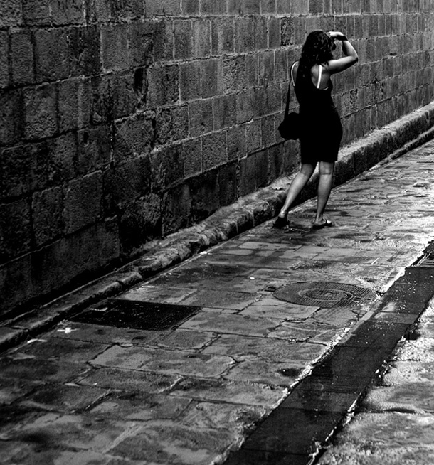 The Photographer, photography by Jaume Ventura. Canon EOS 50D Canon EF 70-200 mm f/4L USM. Adobe Ligthroom/CS4. In People, Portrait, Female